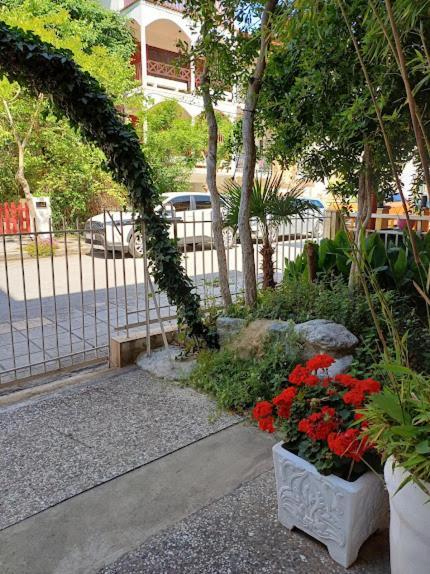 Aparthotel Savvas Olympiakí Aktí Exterior foto